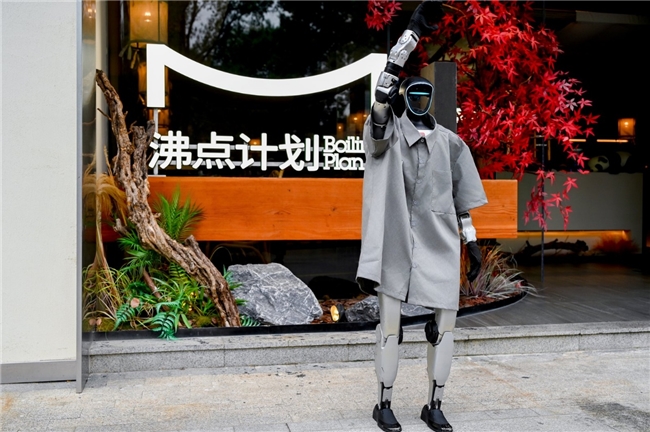 10万改造，营业额翻十倍：一个火锅店的“沸点”逆袭